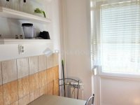 Eladó panellakás, Pécsett 38.9 M Ft, 2 szobás