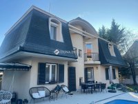 Eladó családi ház, II. kerületben 298 M Ft, 8 szobás