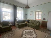 Eladó családi ház, Garán 29.9 M Ft, 4 szobás