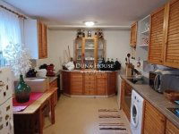 Eladó családi ház, Szentendrén 339 M Ft, 10 szobás