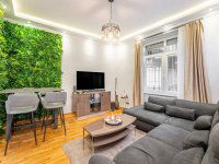 Eladó téglalakás, VII. kerületben 99.999 M Ft, 3 szobás