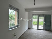 Eladó ikerház, Gödön 245 M Ft, 10 szobás / költözzbe.hu