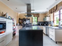 Eladó családi ház, Budaörsön 490 M Ft, 6 szobás