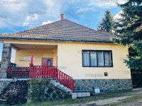 Eladó családi ház, Szentendrén 147.9 M Ft, 4 szobás