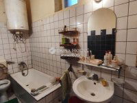 Eladó családi ház, Válon 35 M Ft, 3 szobás