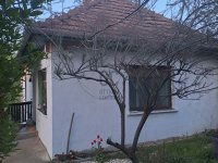 Eladó családi ház, Mendén 37.5 M Ft, 2 szobás