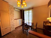 Kiadó téglalakás, albérlet, Pécsett, Madách Imre utcában