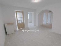 Eladó családi ház, Orosházán 17.5 M Ft, 2 szobás