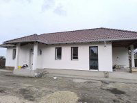 Eladó családi ház, Albertirsán 58.5 M Ft, 3 szobás
