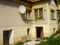 Eladó családi ház, Domaházán 4 M Ft, 2 szobás