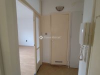 Kiadó panellakás, albérlet, Pécsett 160 E Ft / hó, 2 szobás