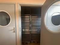 Eladó üzlethelyiség, Vecsésen 240 M Ft, 10 szobás