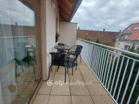 Eladó téglalakás, Pécsett 81.5 M Ft, 3 szobás