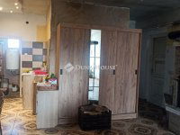 Eladó családi ház, Ercsiben 24.9 M Ft, 4 szobás