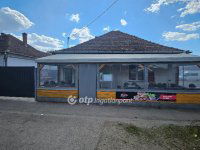 Eladó üzlethelyiség, Jászjákóhalmán 54 M Ft