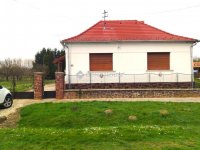 Eladó családi ház, Vönöckön 54.5 M Ft, 3 szobás