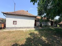 Eladó családi ház, Zsákán 8.5 M Ft, 2+1 szobás