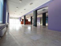 Eladó üzlethelyiség