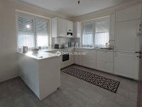 Eladó családi ház, Dunabogdányban 135 M Ft, 3 szobás