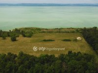 Eladó téglalakás, Balatonföldváron 155.7 M Ft, 3 szobás