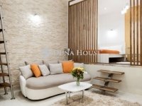 Eladó téglalakás, V. kerületben 117.36 M Ft, 1 szobás