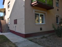 Eladó téglalakás, Törökszentmiklóson 32.8 M Ft, 2+1 szobás