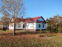 Eladó családi ház, Cegléden 79.99 M Ft, 3 szobás