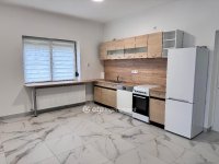 Eladó családi ház, Jánossomorján 78 M Ft, 4+1 szobás