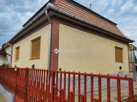 Eladó családi ház, Boldogon 32.9 M Ft, 4 szobás