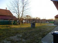 Eladó családi ház, Kápolnásnyéken 84.9 M Ft, 4 szobás