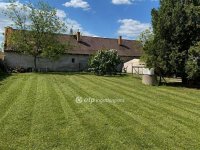 Eladó családi ház, Vecsésen 90 M Ft, 4 szobás