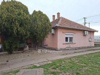 Eladó családi ház, Abonyban 35 M Ft, 3 szobás