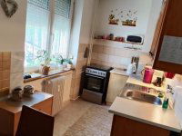 Eladó téglalakás, Komlón 24.5 M Ft, 2 szobás