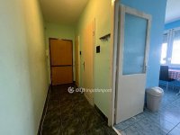 Eladó panellakás, Berettyóújfaluban 42.5 M Ft, 2 szobás