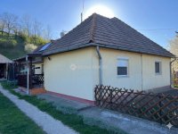 Eladó családi ház, Sárbogárdon 30 M Ft, 4 szobás
