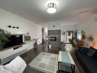 Eladó családi ház, Nagykovácsiban 279 M Ft, 5 szobás