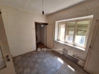 Eladó családi ház, Tiszaszentimrén 9.99 M Ft, 2 szobás