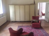 Kiadó iroda, Tatán 150 E Ft / hó, 4 szobás