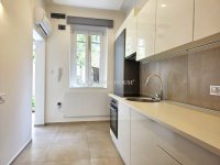 Eladó téglalakás, Pécsett 42.9 M Ft, 1 szobás