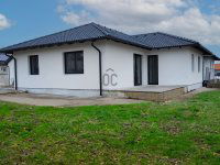 Eladó családi ház, Székesfehérvárott 109 M Ft, 4 szobás