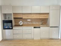Eladó téglalakás, Pécsett 59.9 M Ft, 3 szobás