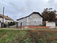 Eladó családi ház, Tiszaigaron 9.9 M Ft, 2 szobás