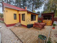 Eladó nyaraló, Zamárdiban 125 M Ft, 3 szobás