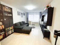 Eladó panellakás, III. kerületben, Hollós Korvin Lajos utcában