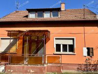 Eladó családi ház, Kiskunfélegyházán 59.9 M Ft, 4 szobás