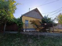 Eladó családi ház, Jászfényszarun 18.5 M Ft, 2 szobás