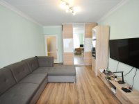 Eladó panellakás, Debrecenben 56.5 M Ft, 3 szobás