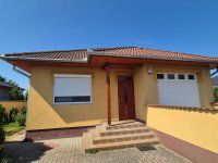 Eladó családi ház, Kecskeméten 99 M Ft, 4 szobás