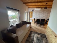 Eladó nyaraló, Balatonkenesén 77 M Ft, 2 szobás