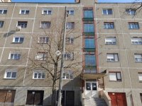 Eladó panellakás, Békéscsabán 28.9 M Ft, 2 szobás